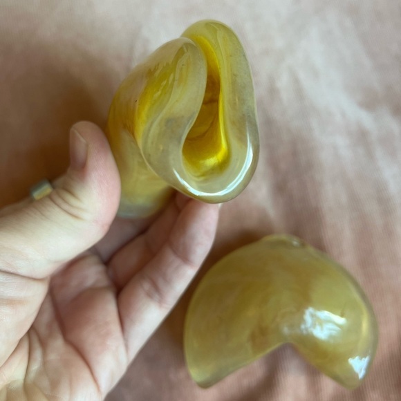 Handblown Glass Fortune Cookies Set of 2 Vintage Yellow Art Glass Sculptures - Picture 4 of 13